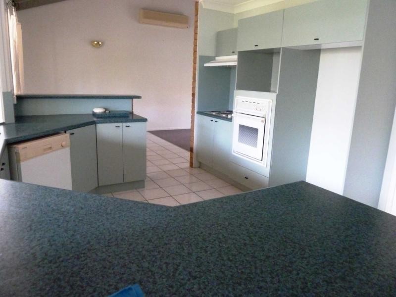 25 Chiquita Avenue, Rasmussen QLD 4815