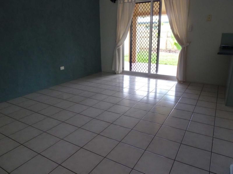 25 Chiquita Avenue, Rasmussen QLD 4815