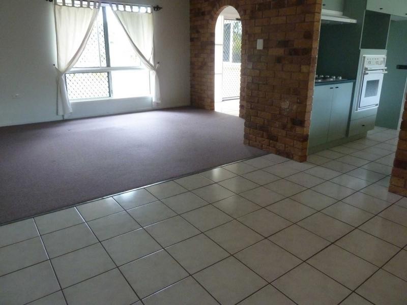 25 Chiquita Avenue, Rasmussen QLD 4815