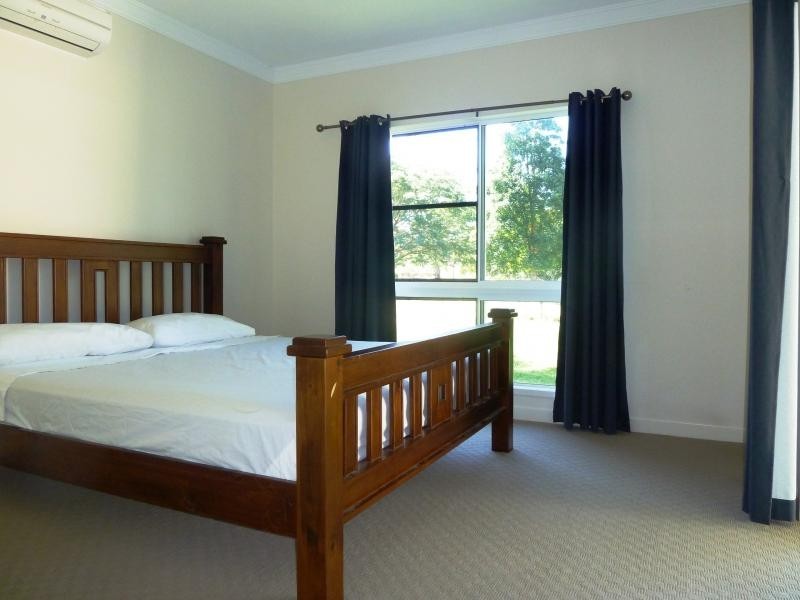 5 Strawberry Road, Kelso QLD 4815