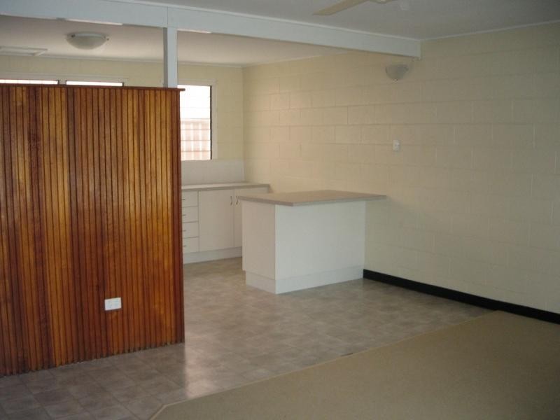 6/201 Kings Road, Pimlico QLD 4812