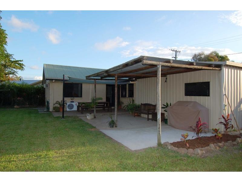 1 Feeney Avenue, Rasmussen QLD 4815