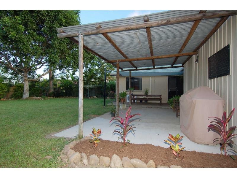 1 Feeney Avenue, Rasmussen QLD 4815