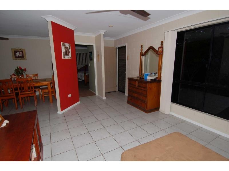 1 Feeney Avenue, Rasmussen QLD 4815