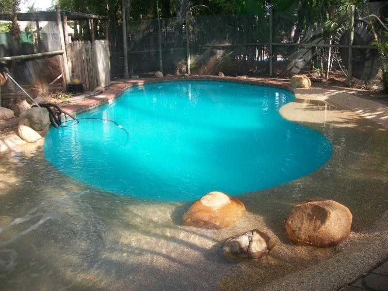 8 Deborah Street, Kelso QLD 4815