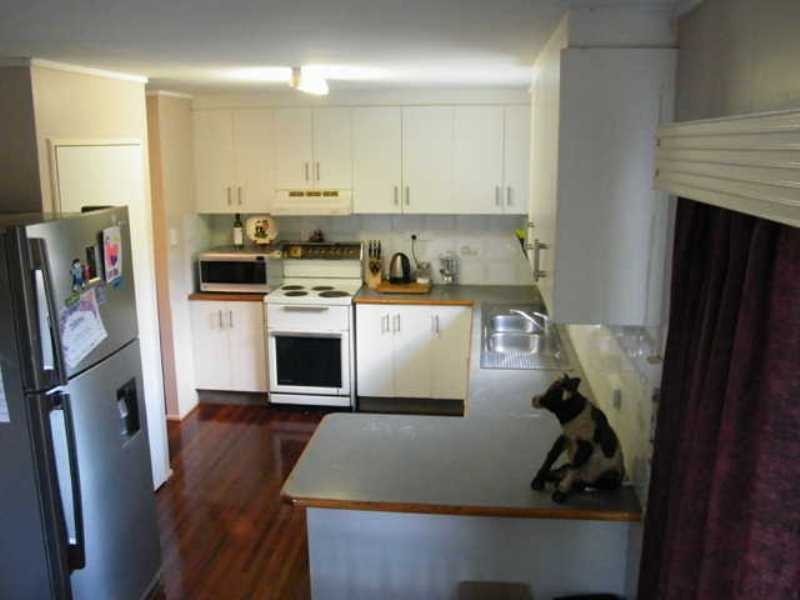 8 Deborah Street, Kelso QLD 4815