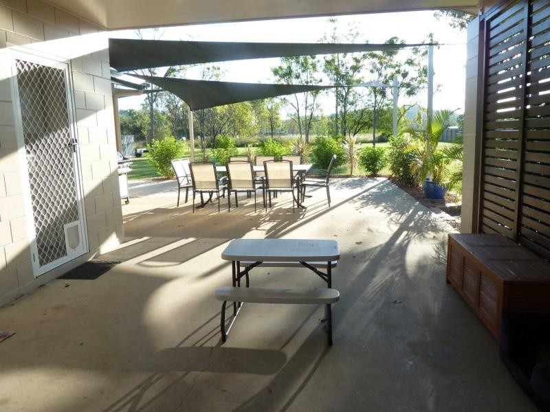 19 Veales Road, Jensen QLD 4818