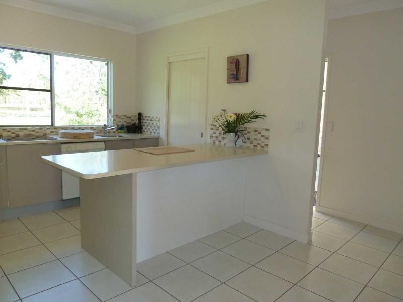 5 strawberry Road, Kelso QLD 4815