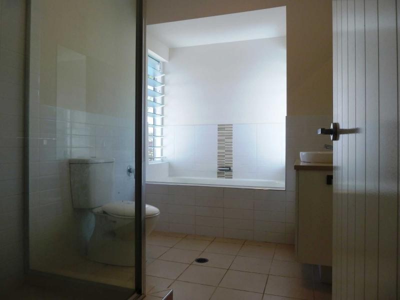 5 strawberry Road, Kelso QLD 4815