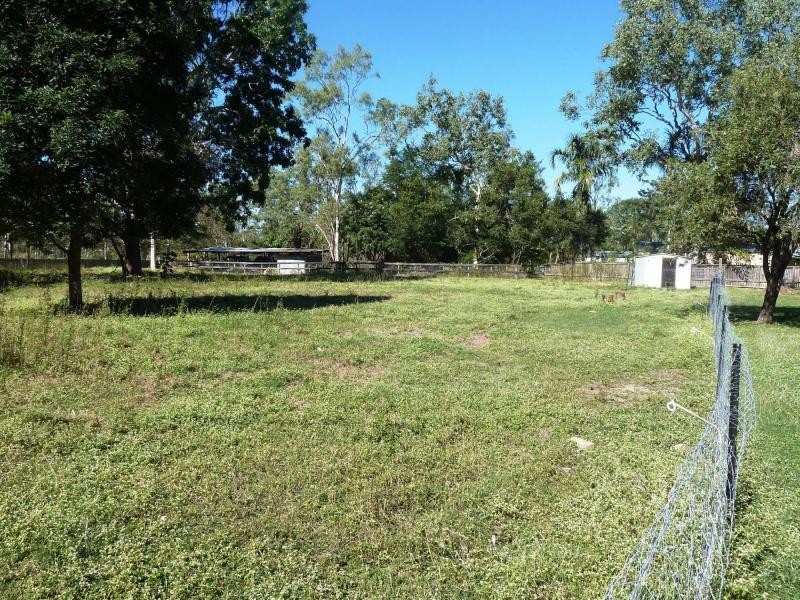 5 strawberry Road, Kelso QLD 4815