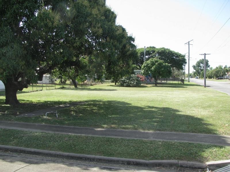21 Ninth Street, Railway Estate QLD 4810