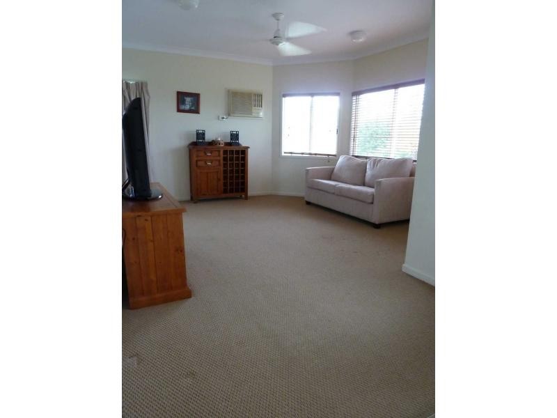 19 Veales Road, Jensen QLD 4818