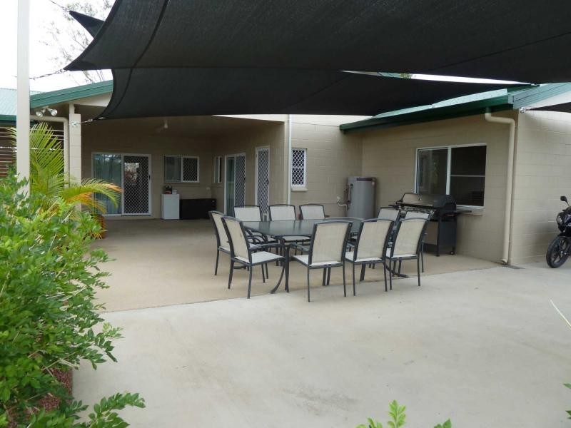 19 Veales Road, Jensen QLD 4818