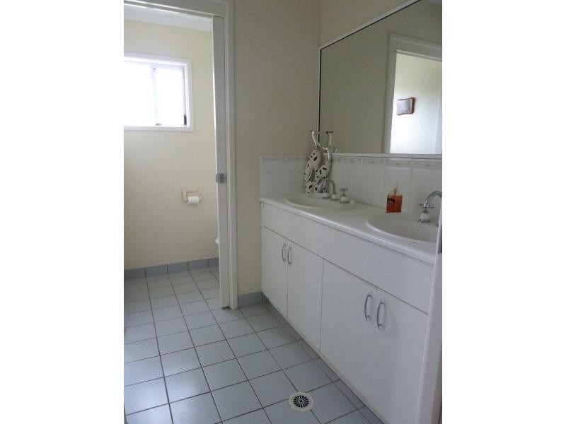 19 Veales Road, Jensen QLD 4818