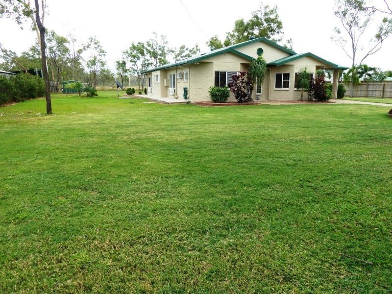 19 Veales Road, Jensen QLD 4818