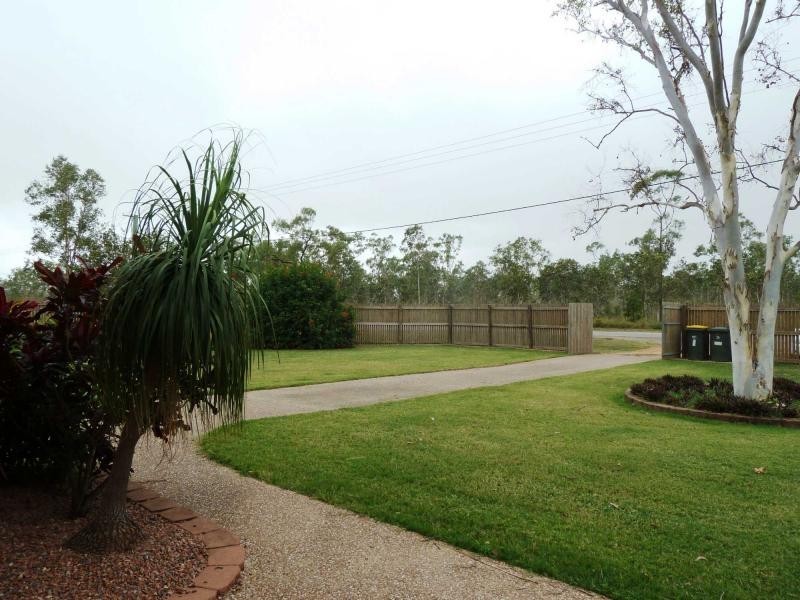 19 Veales Road, Jensen QLD 4818