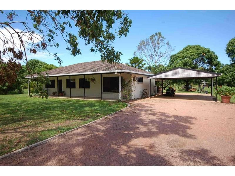 106 Toolakea Beach Road, Bluewater QLD 4818