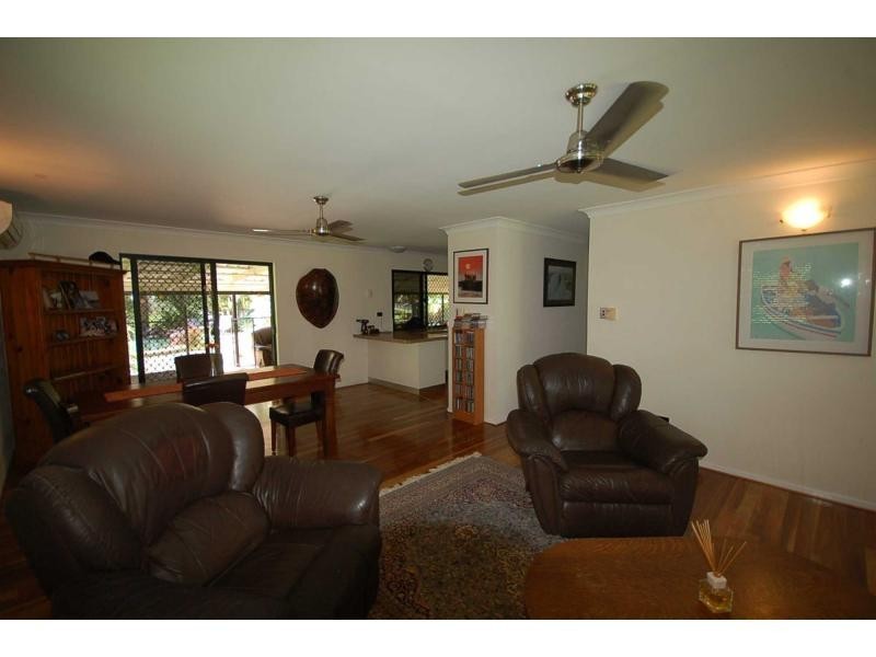 106 Toolakea Beach Road, Bluewater QLD 4818