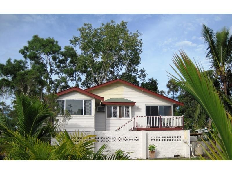 37 Renecol Avenue, Rasmussen QLD 4815