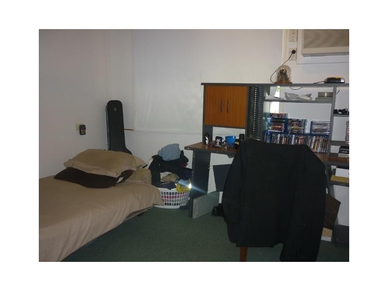 2/24 Sturges Street, Hermit Park QLD 4812