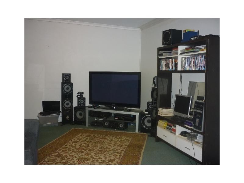 2/24 Sturges Street, Hermit Park QLD 4812