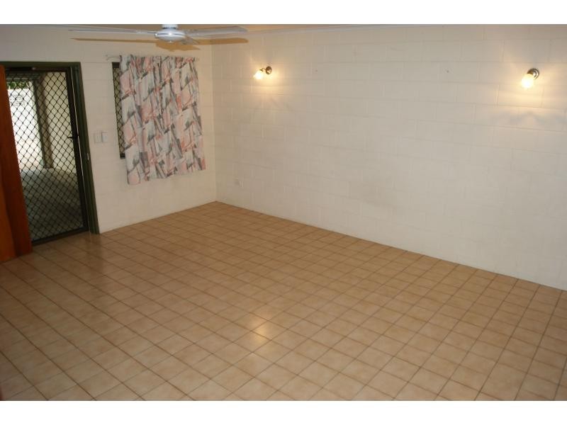 23 Park Street, Pimlico QLD 4812