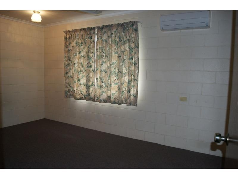 23 Park Street, Pimlico QLD 4812