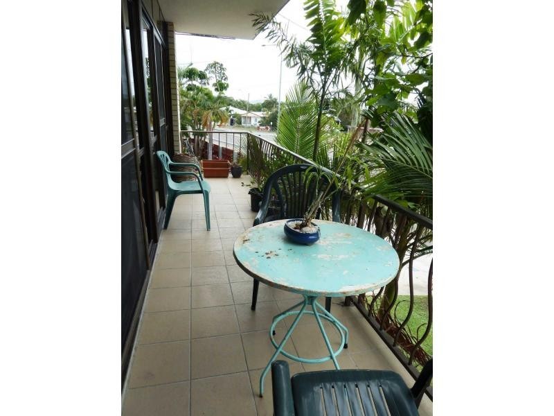 Unit 1/64 Warburton Street, North Ward QLD 4810