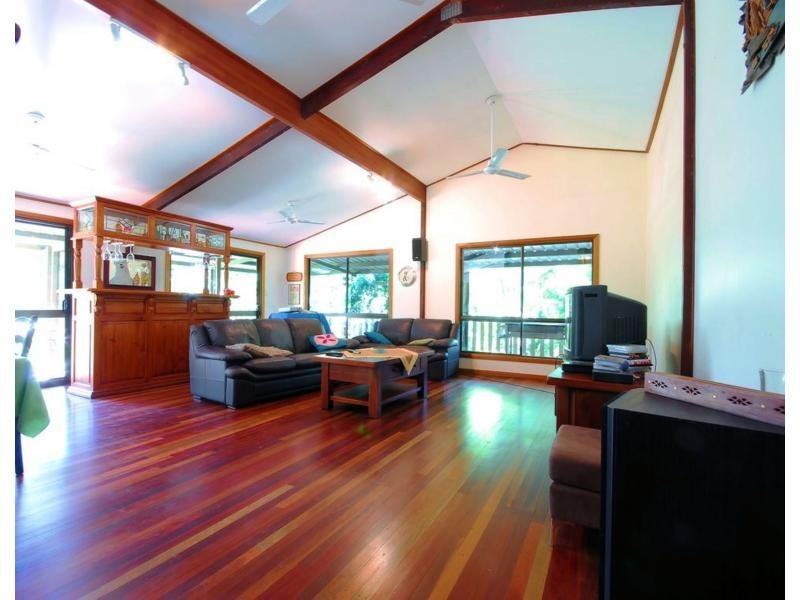 425 Forestry Road, Bluewater QLD 4818