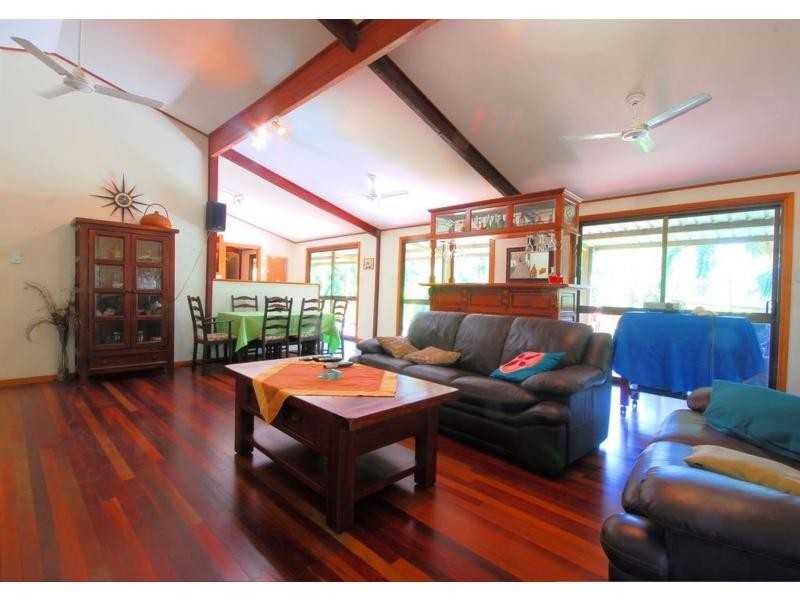 425 Forestry Road, Bluewater QLD 4818