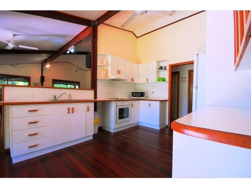 425 Forestry Road, Bluewater QLD 4818