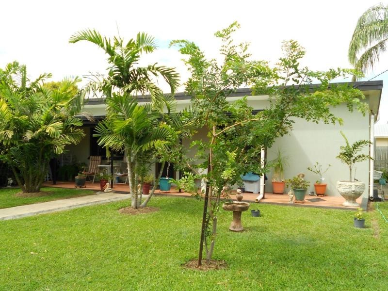 10 Lina Court, Rasmussen QLD 4815