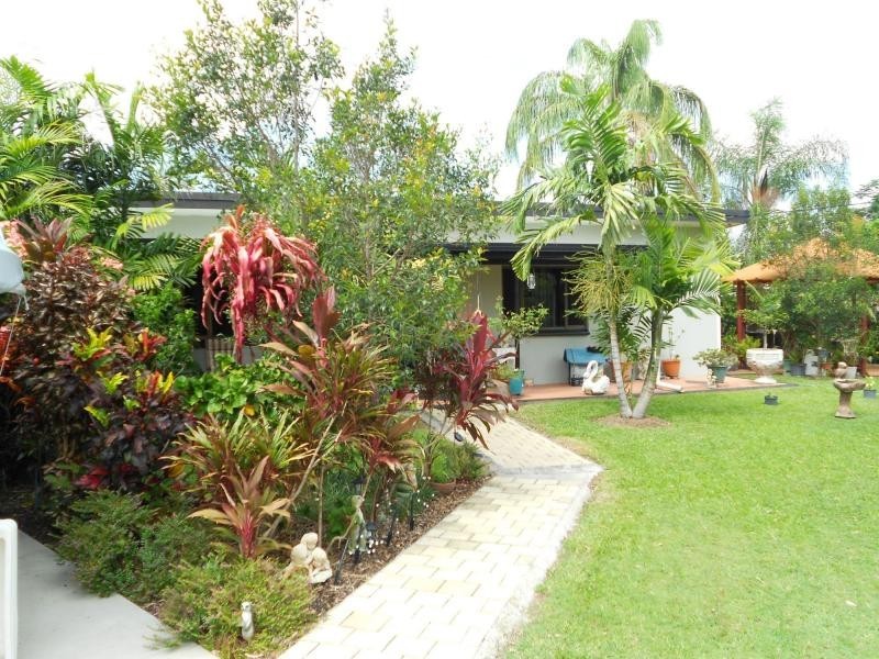 10 Lina Court, Rasmussen QLD 4815