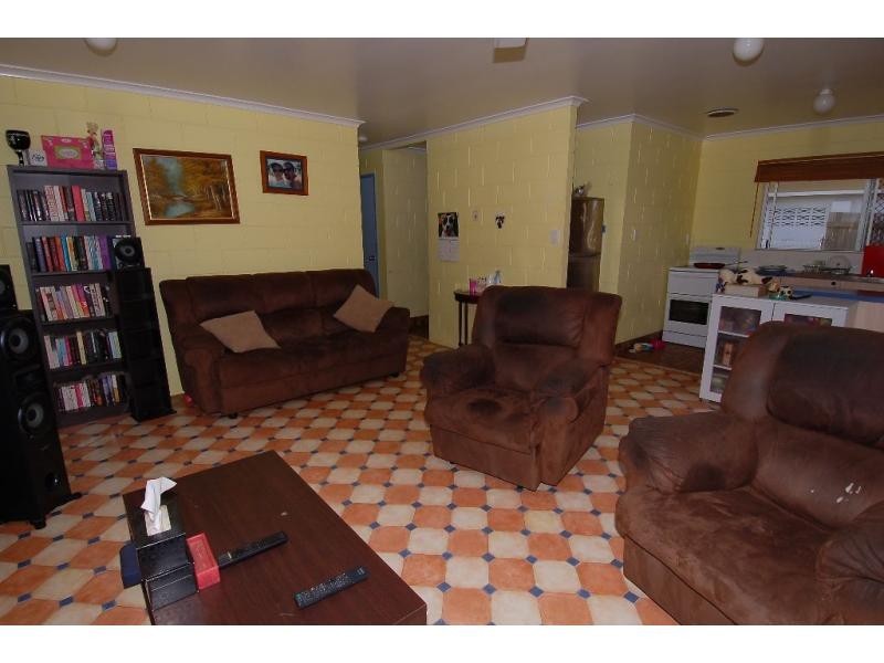 8 Parakeet Court, Condon QLD 4815