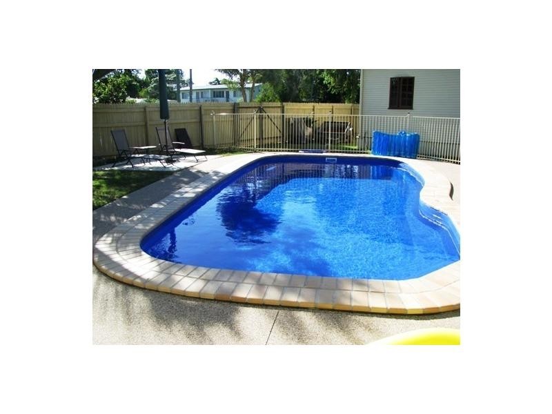 16 Hopkins Street, Currajong QLD 4812