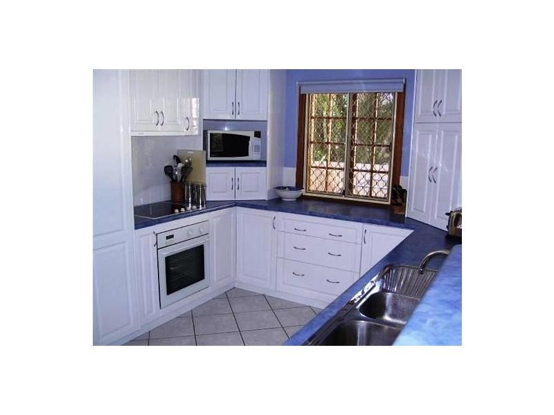 16 Hopkins Street, Currajong QLD 4812