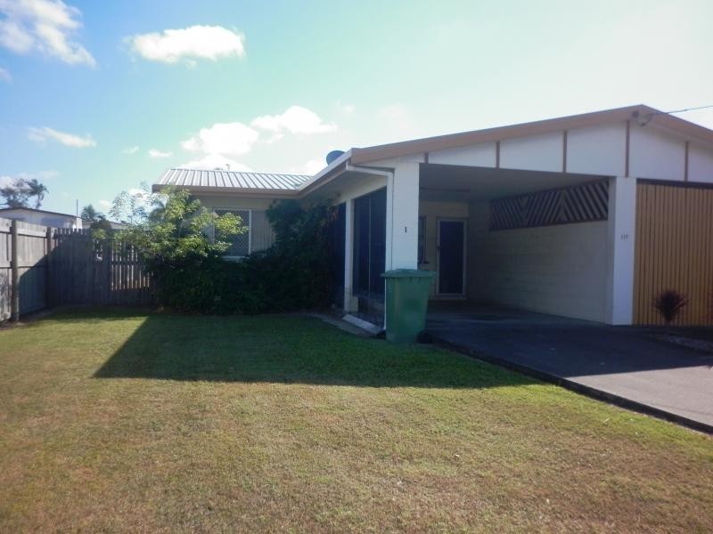 Duplex 1/117 Charles Street, Vincent QLD 4814