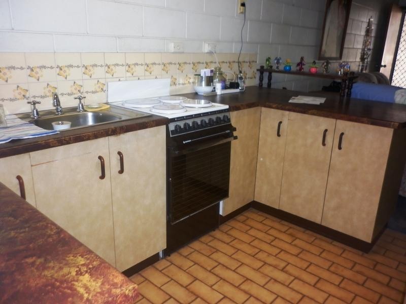 Duplex 1/117 Charles Street, Vincent QLD 4814