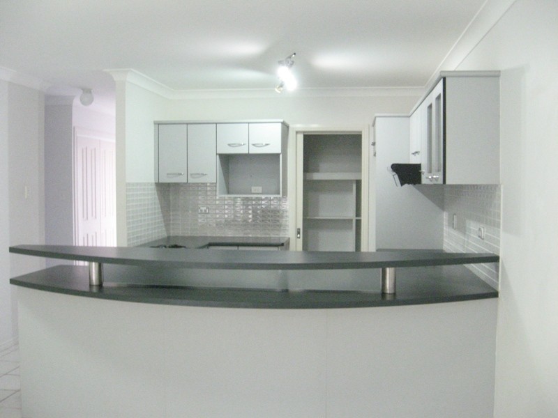 2/29 Soule Street, Hermit Park QLD 4812