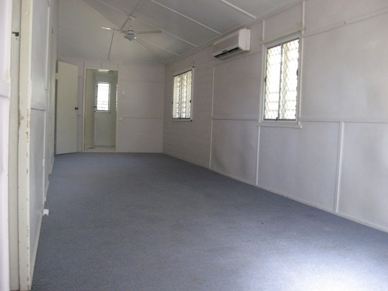 1/14 Ackers Street, Hermit Park QLD 4812