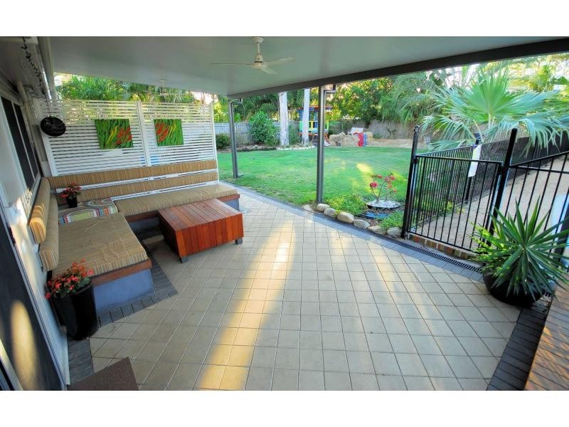 35 Bokirana Crescent, Kirwan QLD 4817