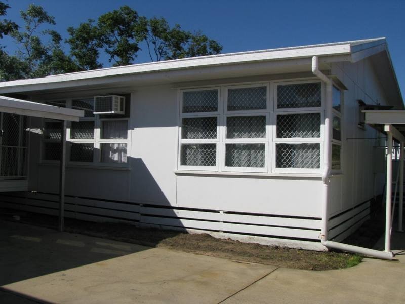 2/28 Halifax Street, Garbutt QLD 4814