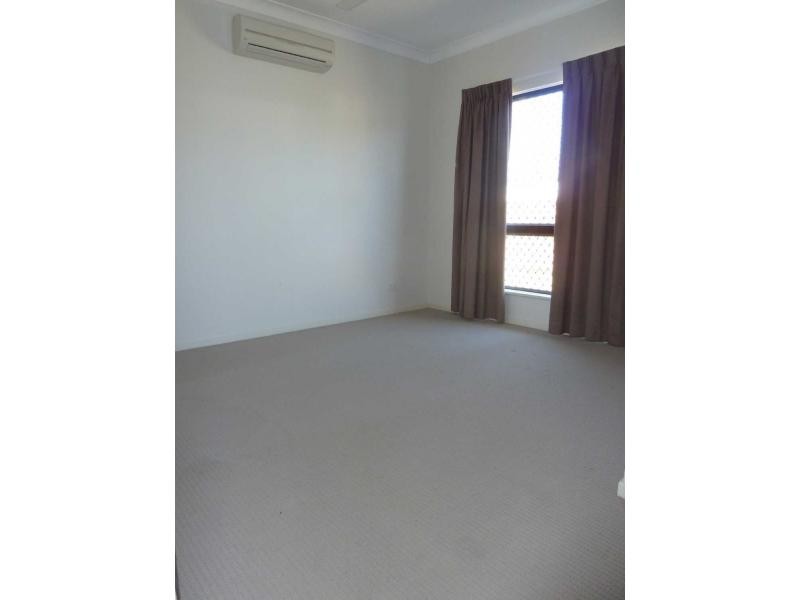 20 Rangeleigh Court, Mount Louisa QLD 4814