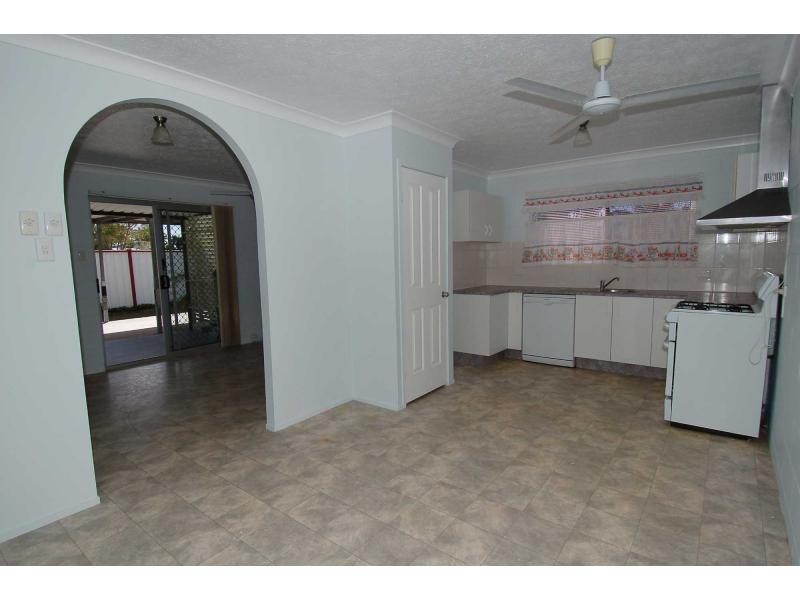 49 Wattle Street, Cranbrook QLD 4814