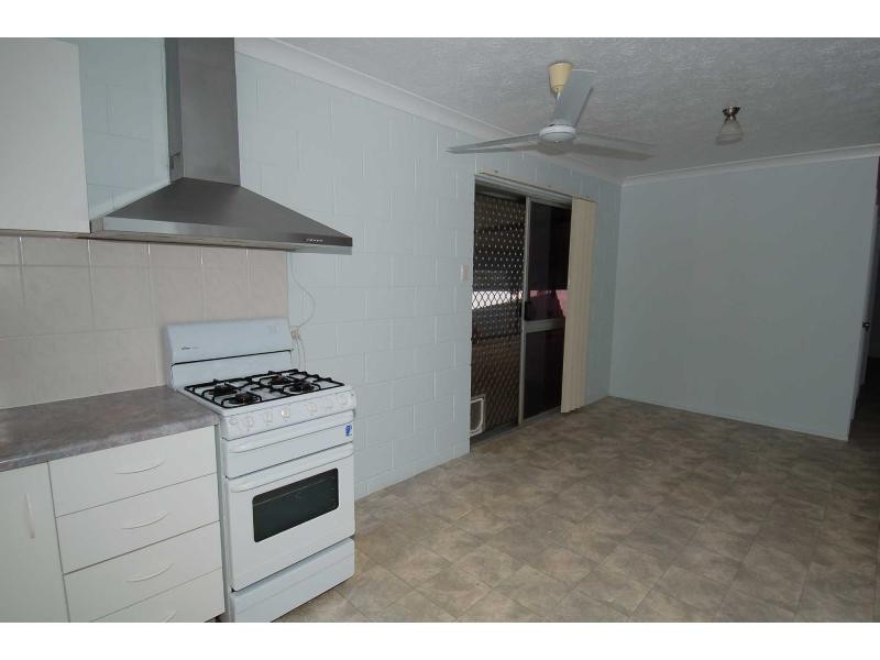 49 Wattle Street, Cranbrook QLD 4814