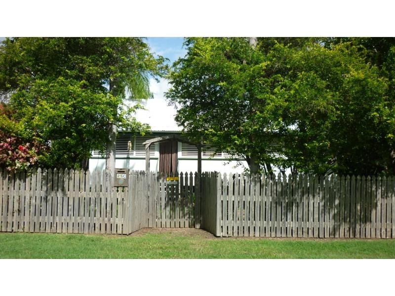 25c Cheyne Street, Pimlico QLD 4812