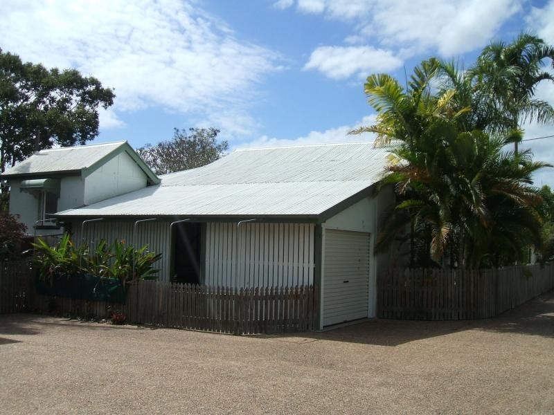 25c Cheyne Street, Pimlico QLD 4812