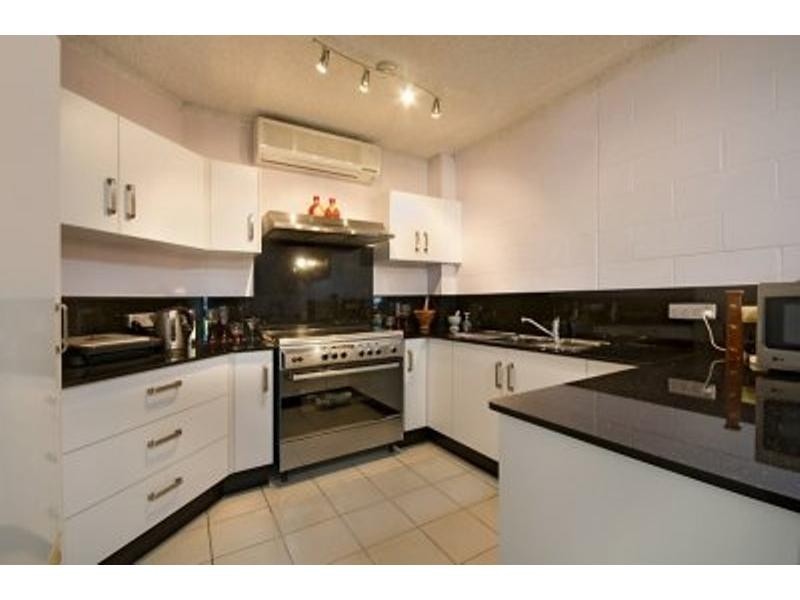 7/16 Old Common Road, Belgian Gardens QLD 4810