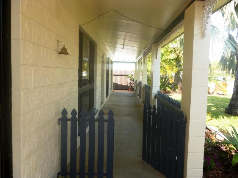 21 Whitsunday Drive, Kirwan QLD 4817