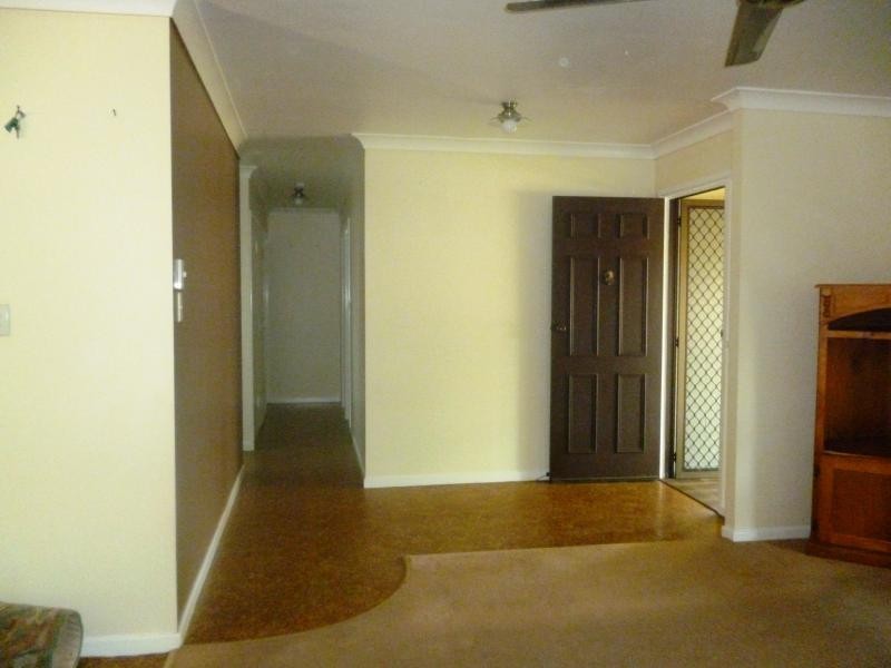 21 Whitsunday Drive, Kirwan QLD 4817